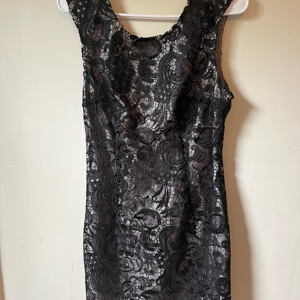 Black lace dress with lining size 10 Lipsy